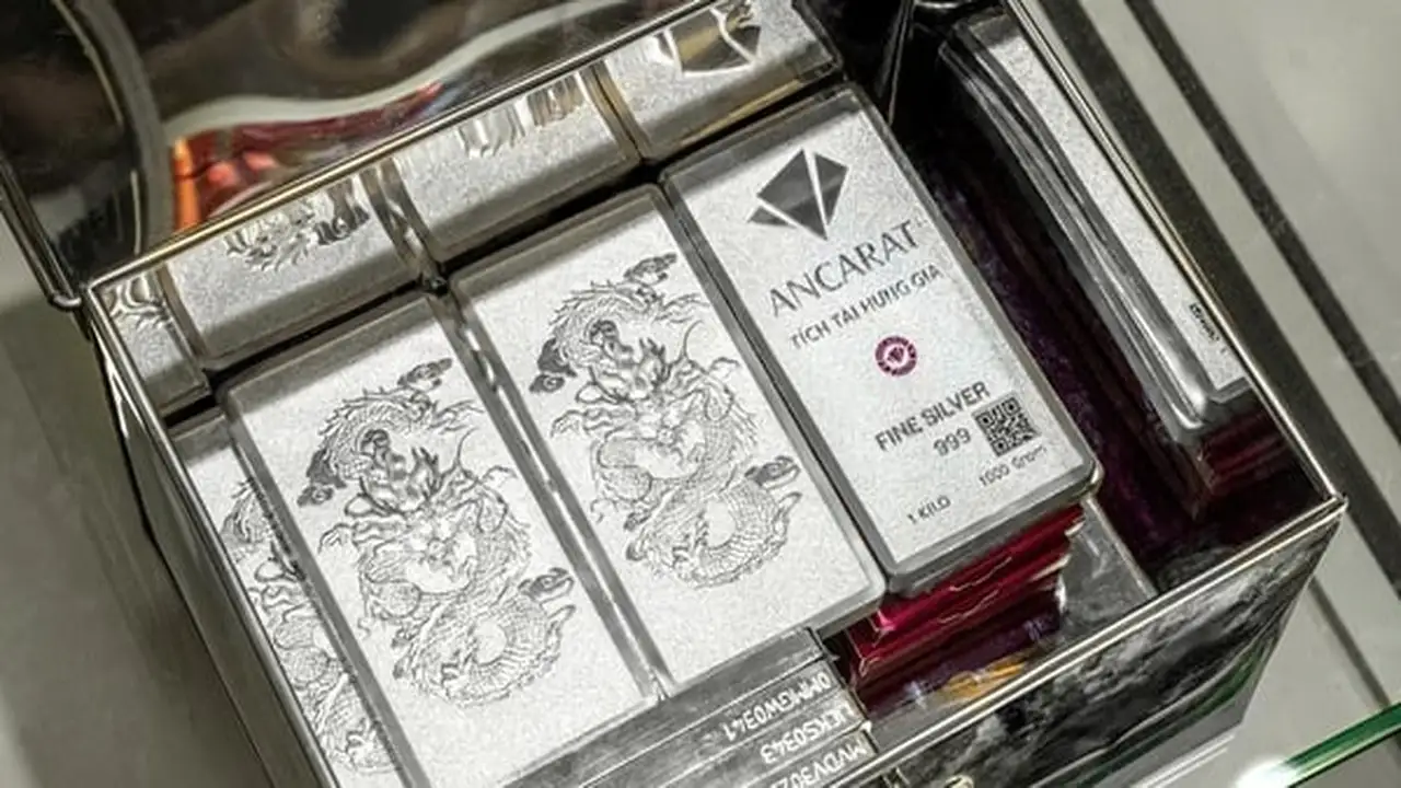 أسعار الذهب تسجل أعلى مستوياتها خلال ثلاثة أسابيع في الأسواق العالمية